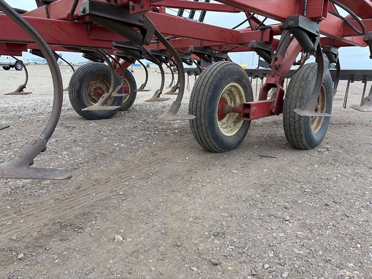 case-ih-4800-image-16