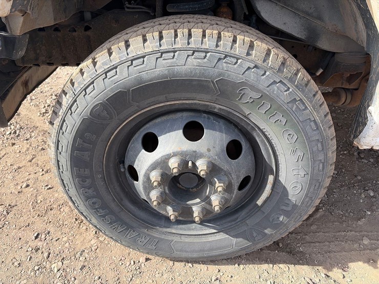 2003-ford-e450-image-18