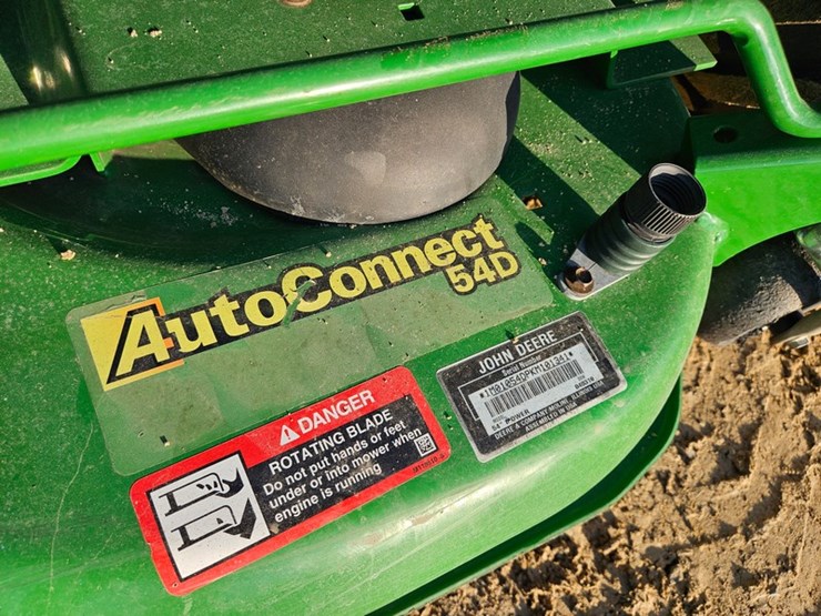 2018-john-deere-1025r-image-10