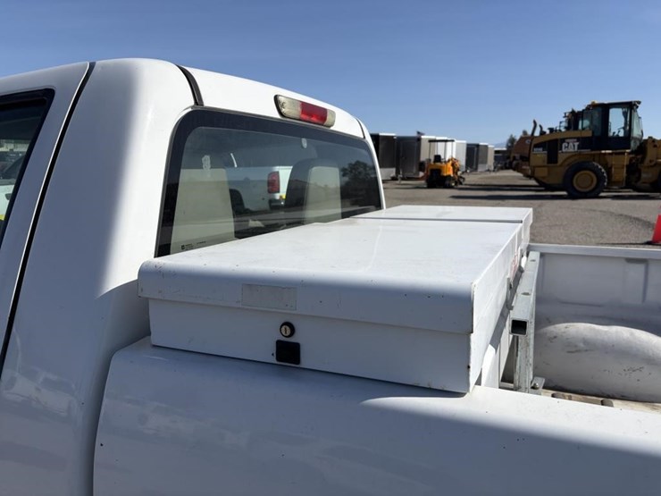 2011-chevrolet-colorado-image-24