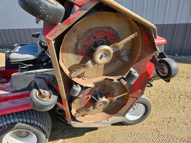 toro-groundsmaster-4000d-image-9