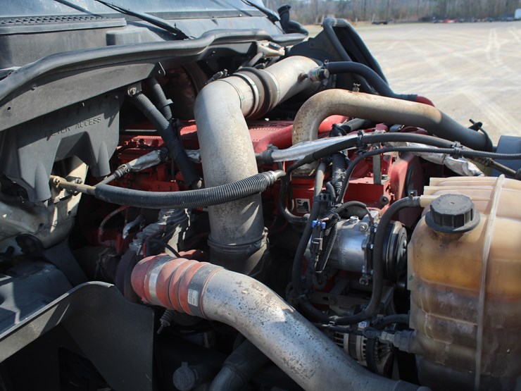 2016-international-prostar-image-18