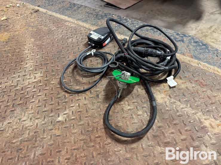 clipper-planter-foot-switch-image-6