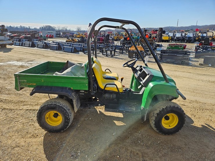 2012-john-deere-gator-image-6