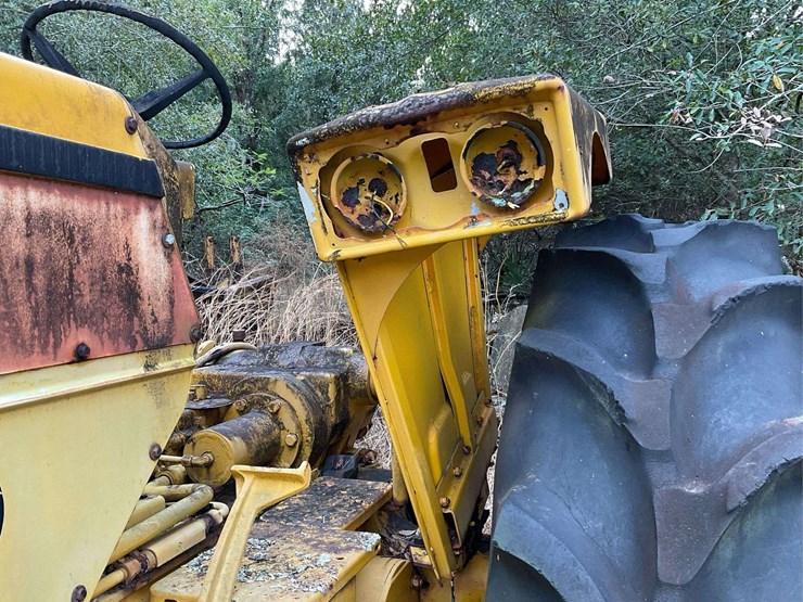 minneapolis-moline-g900-image-31