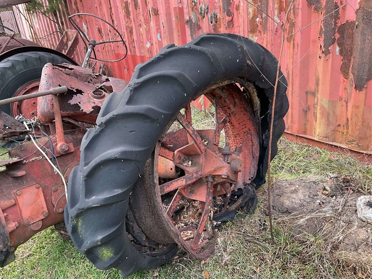 case-parts-tractor-image-4