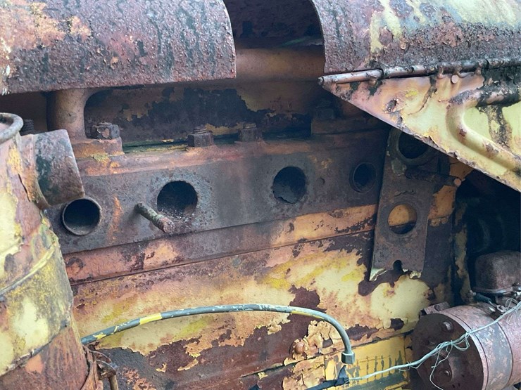 minneapolis-moline-parts-tractor-image-14