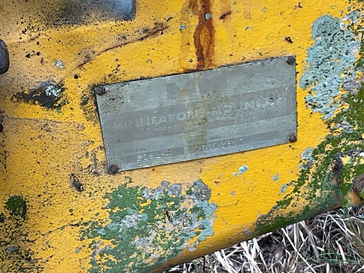 minneapolis-moline-jet-star-3-image-13