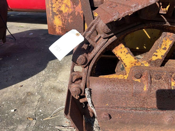 minneapolis-moline-diesel-crawler-image-57