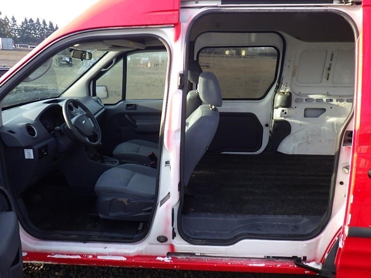 2013-ford-transit-connect-image-22