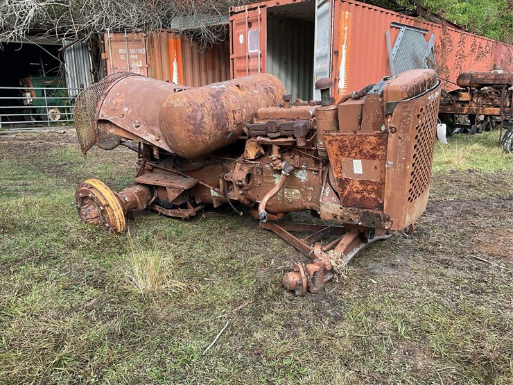 minneapolis-moline-jet-star-orchard-image-3