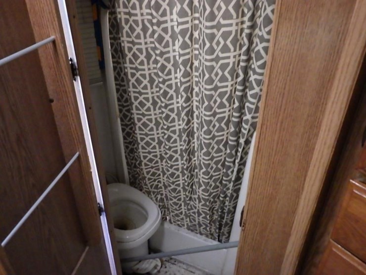 1998-chevrolet-2500-image-56