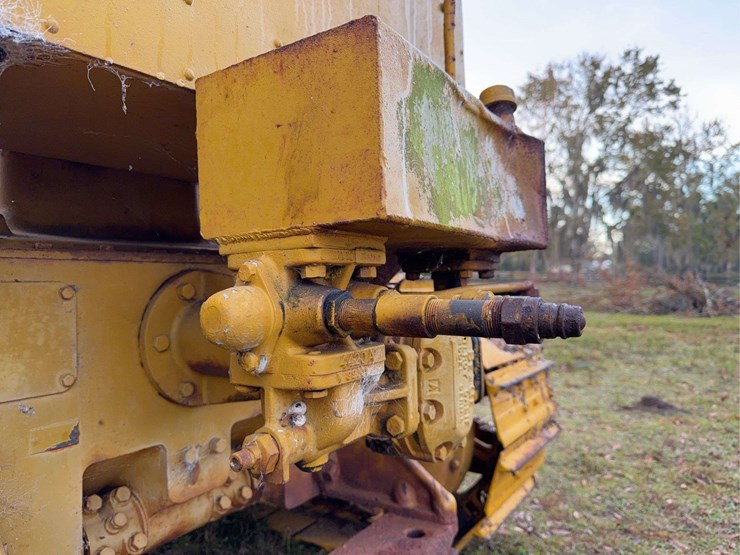 caterpillar-diesel-thirty-five-image-45