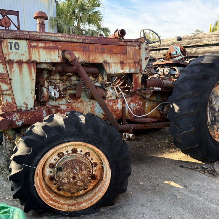 Oliver 1900 Diesel FWA