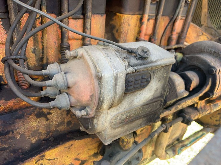 caterpillar-forty-gas-crawler-image-18