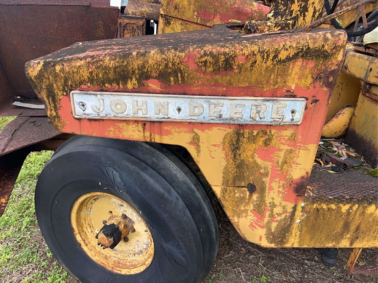 john-deere-840-image-16