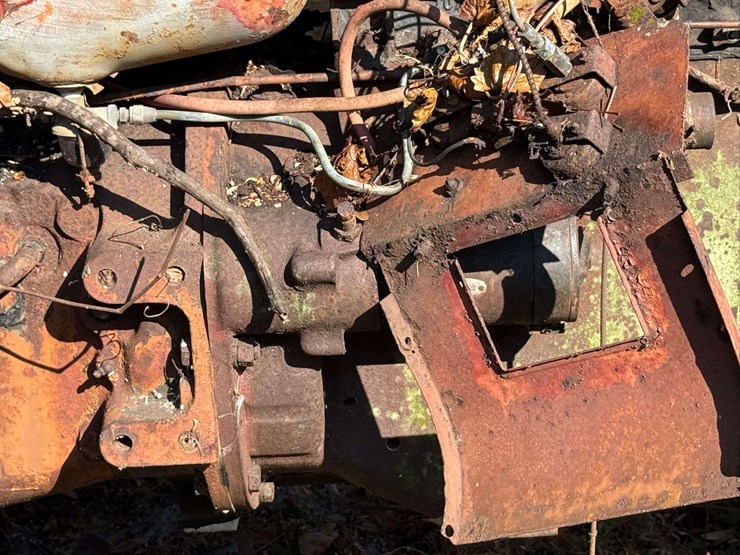 minneapolis-moline-parts-tractor-image-21