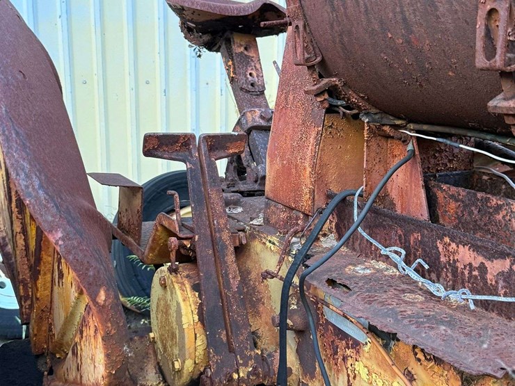 minneapolis-moline-ub-image-10