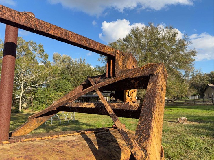 caterpillar-diesel-thirty-five-image-57