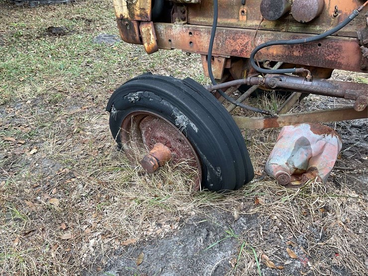 minneapolis-moline-g707-image-31