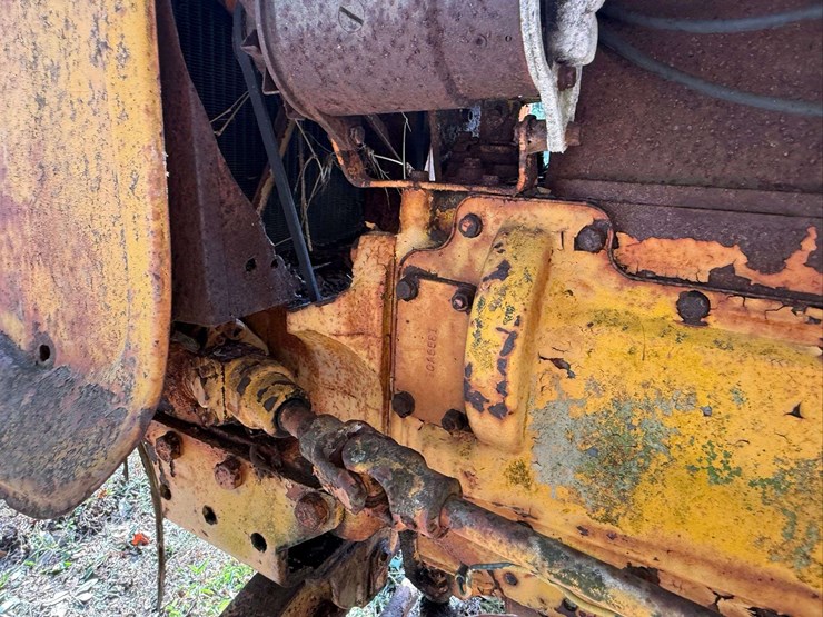 minneapolis-moline-lp-parts-tractor-image-29