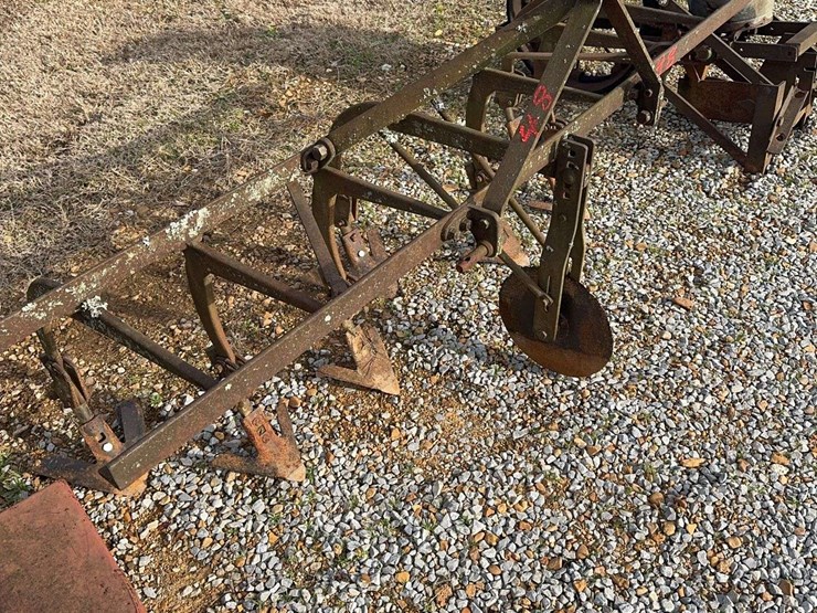 dearborn-2-row-stiff-shank-cultivator-image-1