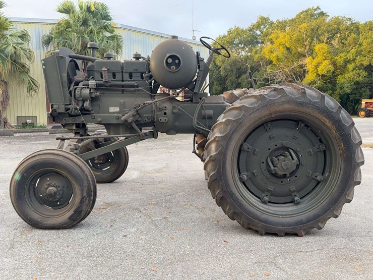 minneapolis-moline-m5-image-3