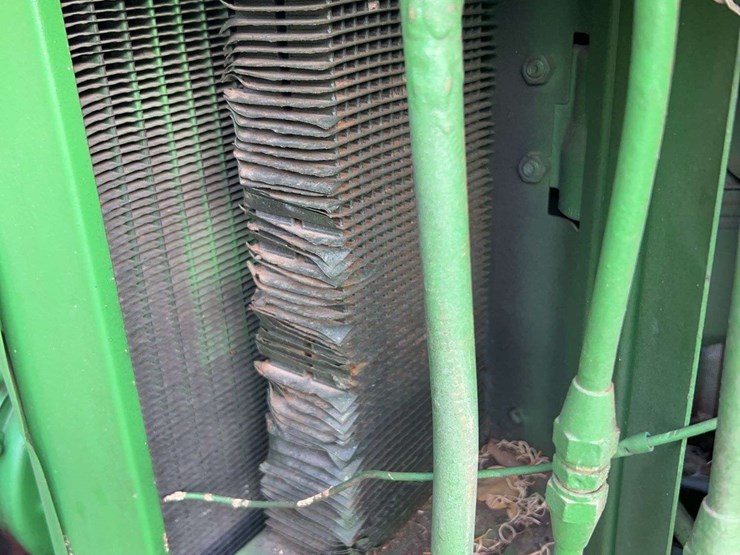 john-deere-3020-image-27