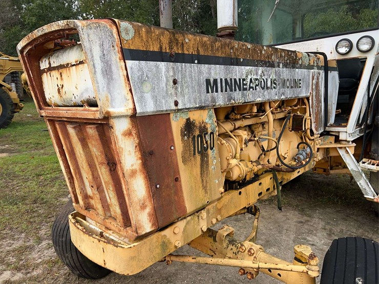 minneapolis-moline-g1050-image-17