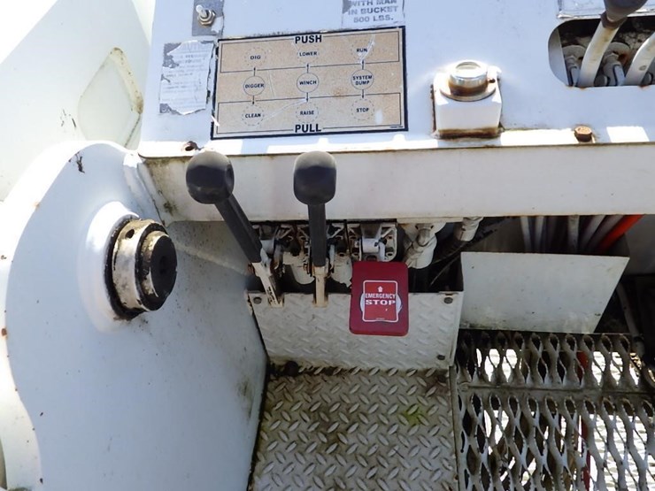 2007-sterling-acterra-image-57