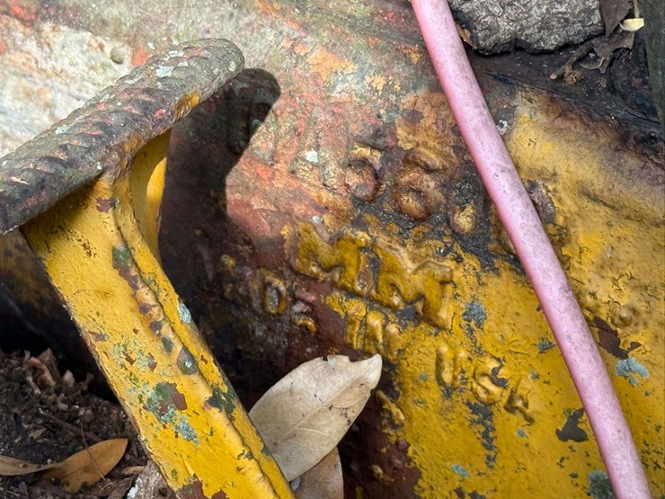 minneapolis-moline-diesel-parts-tractor-image-11