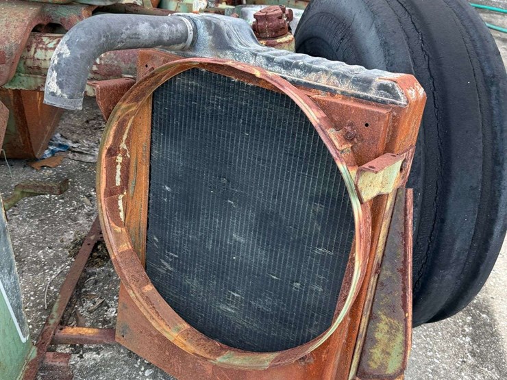 oliver-2255-parts-tractor-image-31