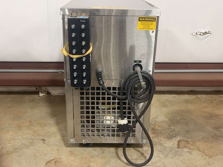 3/4-ton-mortuary-cooling-unit-image-3