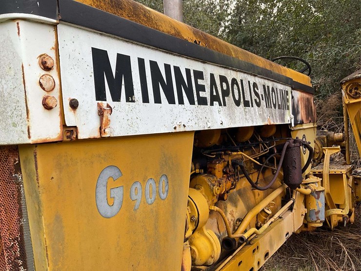 minneapolis-moline-g900-image-19