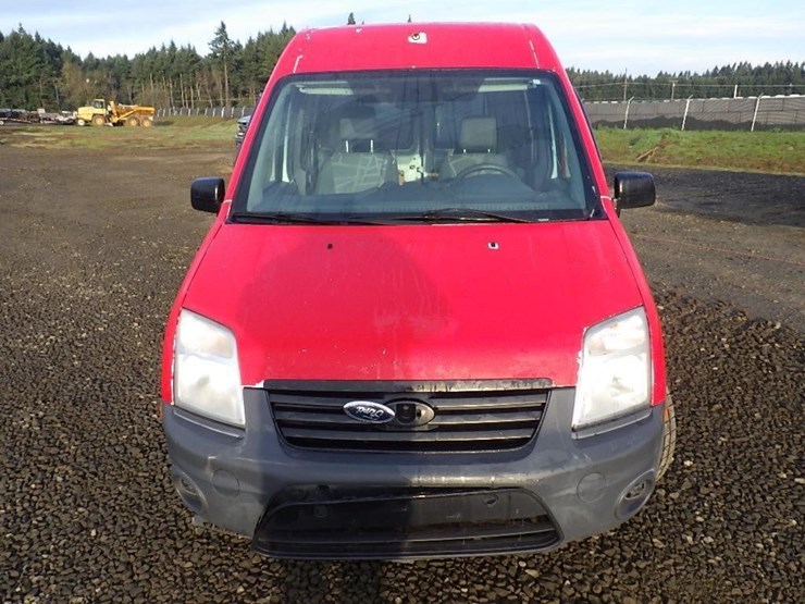 2013-ford-transit-connect-image-2