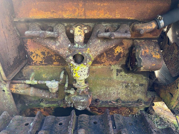 caterpillar-2-ton-image-15