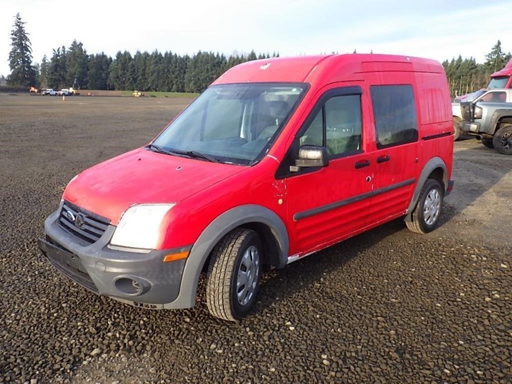 2013-ford-transit-connect-image-1