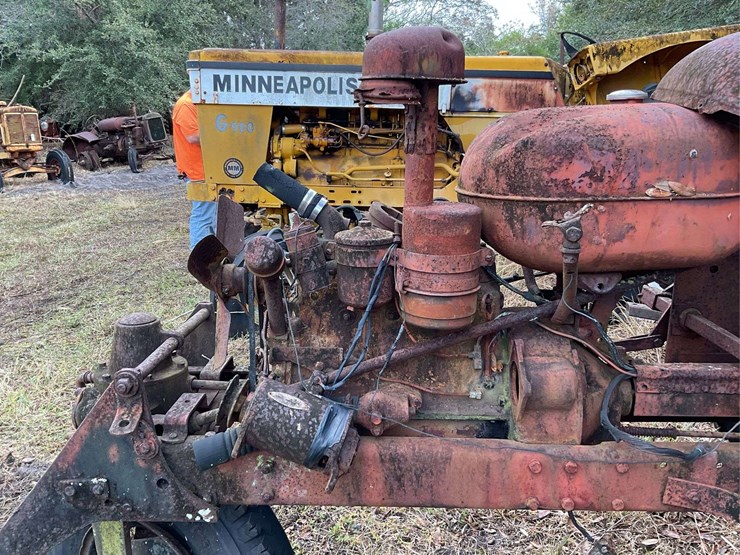 b.f.-avery-parts-tractor-image-20