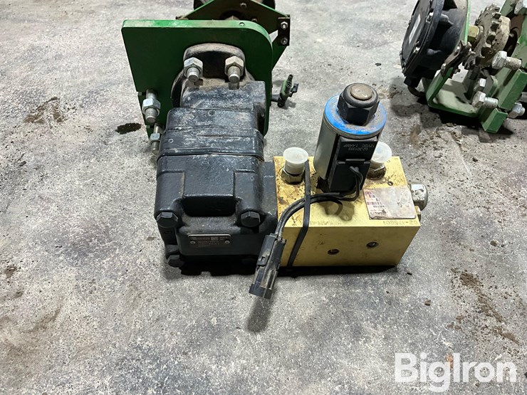 john-deere-1790-image-15