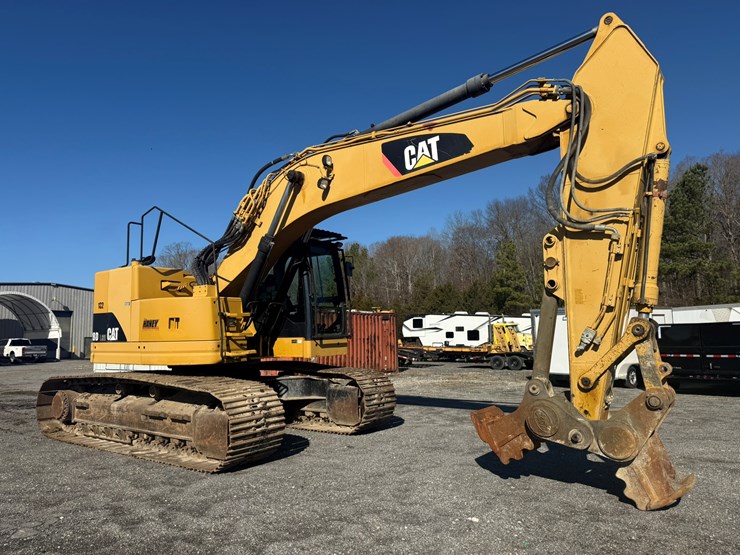 caterpillar-328d-image-7