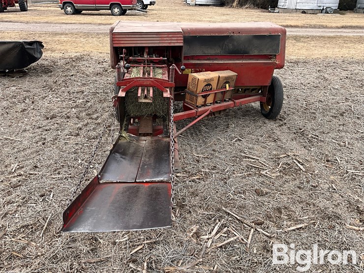 new-holland-271-image-6