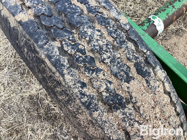 john-deere-30-image-12