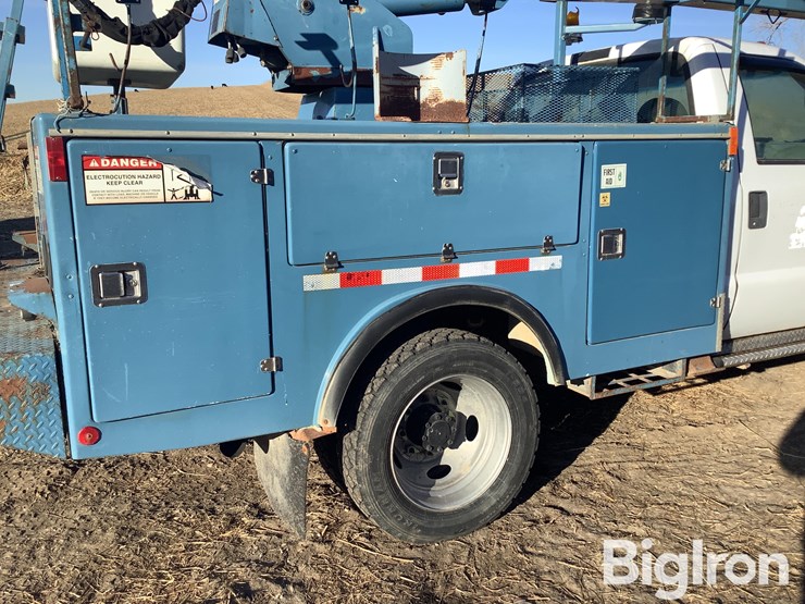 2002-ford-f550-xl-image-15