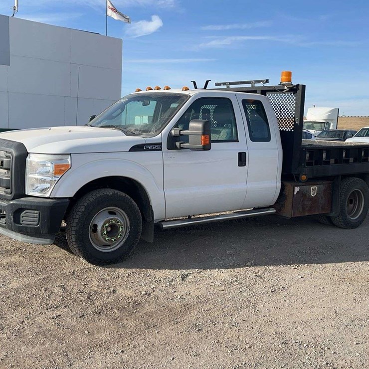 2012 FORD F350