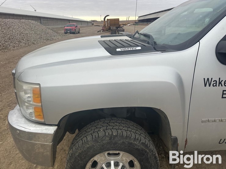2013-chevrolet-silverado-2500-image-20