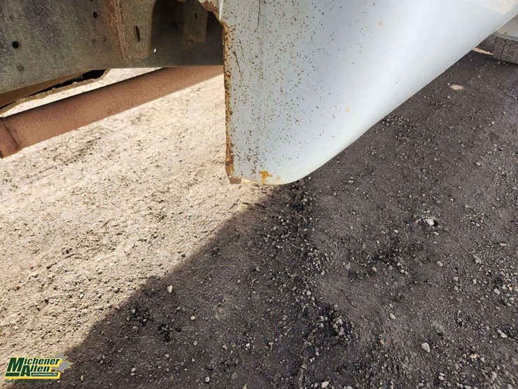 2011-ford-f350-image-34