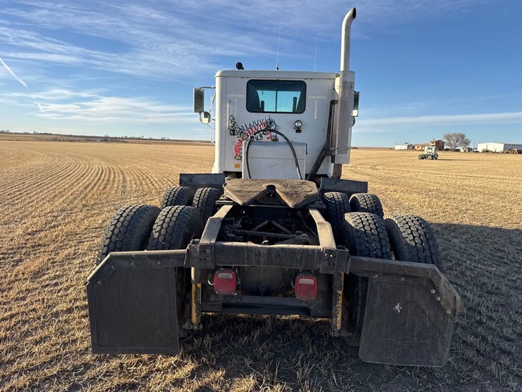 1999-international-60-image-6