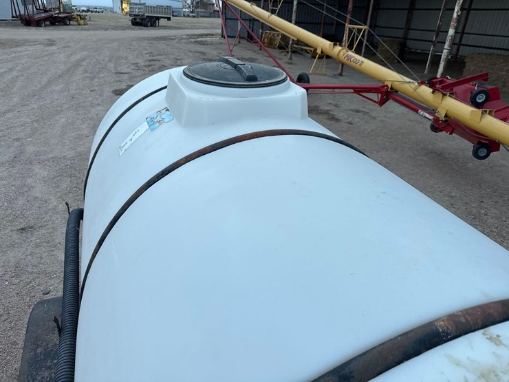 ace-1000-gallon-nurse-trailer-image-17