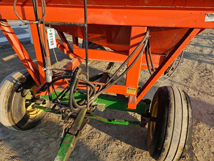 john-deere-1075-image-12