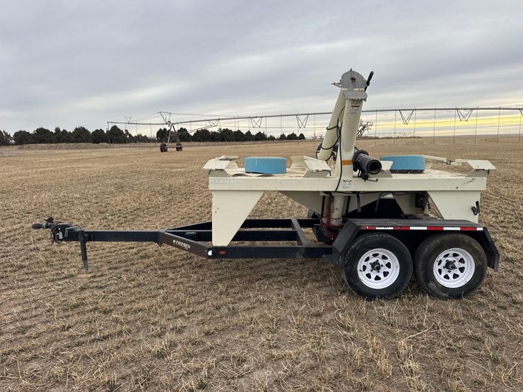 friesen-seed-tender-image-2